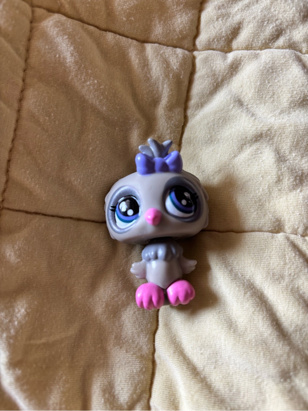 Littlest Pet Shop Gray & Pink Baby Bird Figure with Blue Eyes